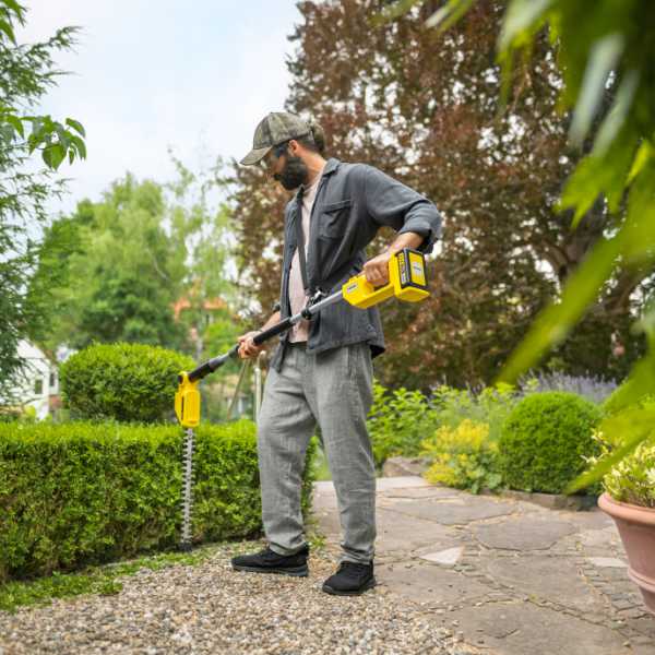 Karcher PHG 2-18 Battery Power Pole Hedge Trimmer