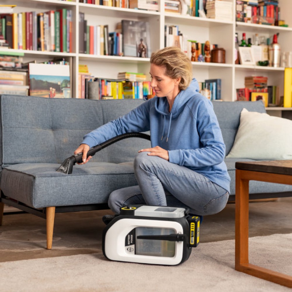Karcher SE3-18 Battery Powered Carpet Spot Cleaner | 1.081-506.0 Karcher SE3-18 Battery Powered Carpet Spot Cleaner | 1.081-506.0