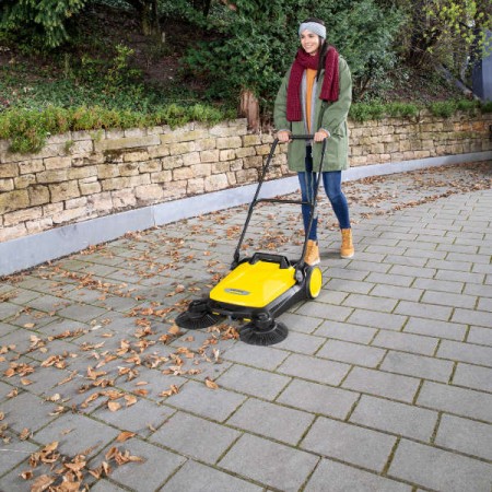 Karcher S4 Twin Push Sweeper | 1.766-362.0 Karcher S4 Twin Push Sweeper | 1.766-362.0