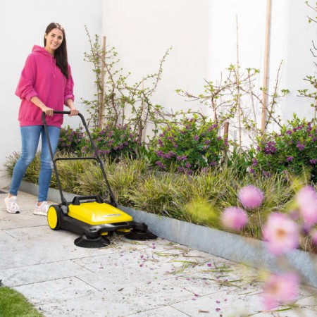 Karcher S4 Twin Push Sweeper | 1.766-362.0 Karcher S4 Twin Push Sweeper | 1.766-362.0
