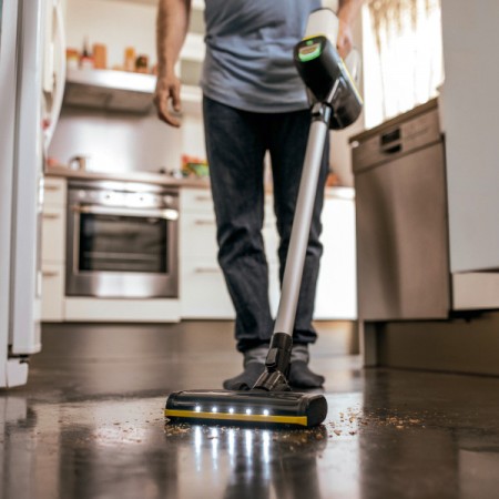 Karcher VC 6 ourFamily Cordless Stick Vacuum Cleaner | 1.198-671.0