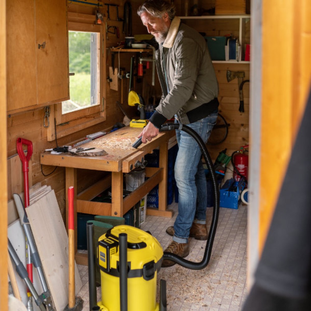 Karcher WD 3-18 Battery Power Vacuum Cleaner | 1.628-550.0 Karcher WD 3-18 Battery Power Vacuum Cleaner | 1.628-550.0