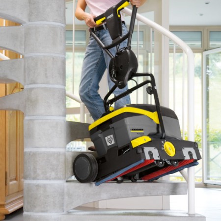 Karcher BR 40/10 C Adv Scrubber Dryer | 9.621-792.0