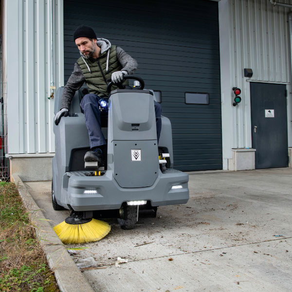 Karcher KM 100/120 R G Sweeper | 1.280-171.0 Karcher KM 100/120 R G Sweeper | 1.280-171.0