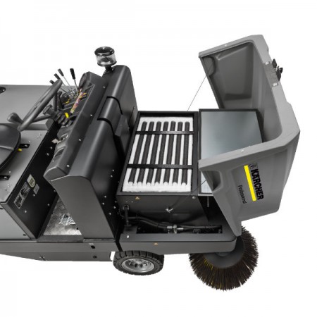 Karcher KM 120/250 R D Classic Industrial Sweeper | 1.186-000.0