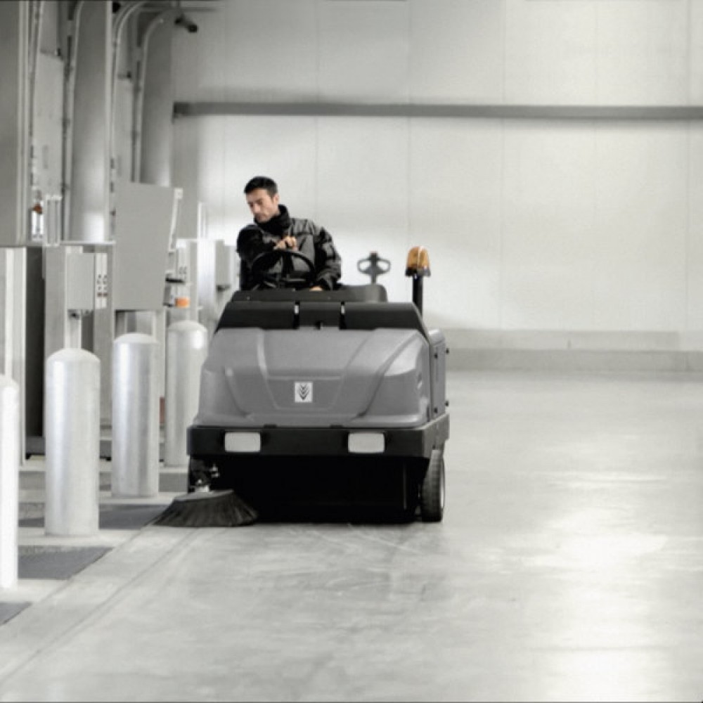 Karcher KM 130/300 R D Classic Industrial Sweeper | 1.186-139.0