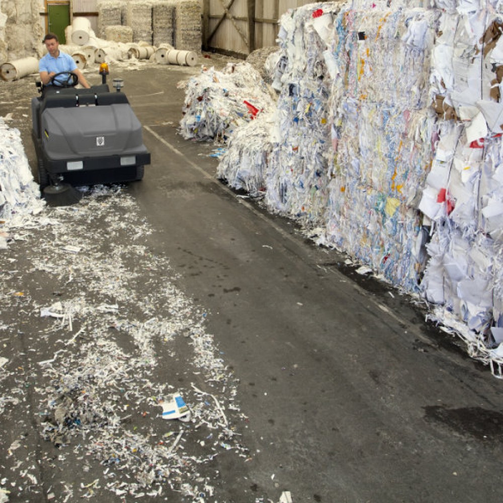 Karcher KM 130/300 R D Classic Industrial Sweeper | 1.186-139.0