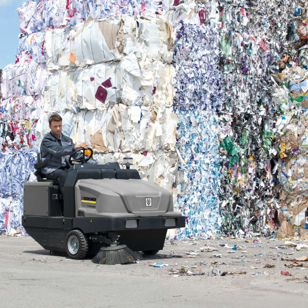 Karcher KM 130/300 R D Industrial Sweeper | 1.186-120.0