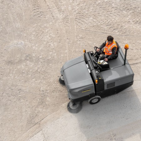 Karcher KM 150/500 R LPG Industrial Sweeper | 1.186-147.0