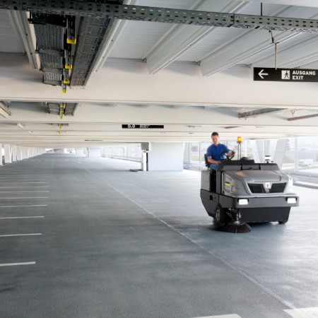 Karcher KM 150/500 R LPG Industrial Sweeper | 1.186-147.0