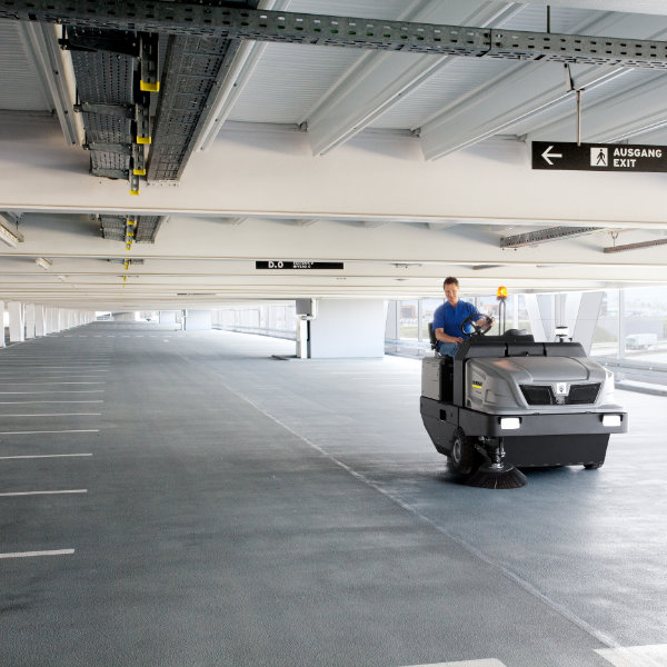 Karcher KM 150/500 R Bp Industrial Sweeper | 1.186-130.0 Karcher KM 150/500 R Bp Industrial Sweeper | 1.186-130.0