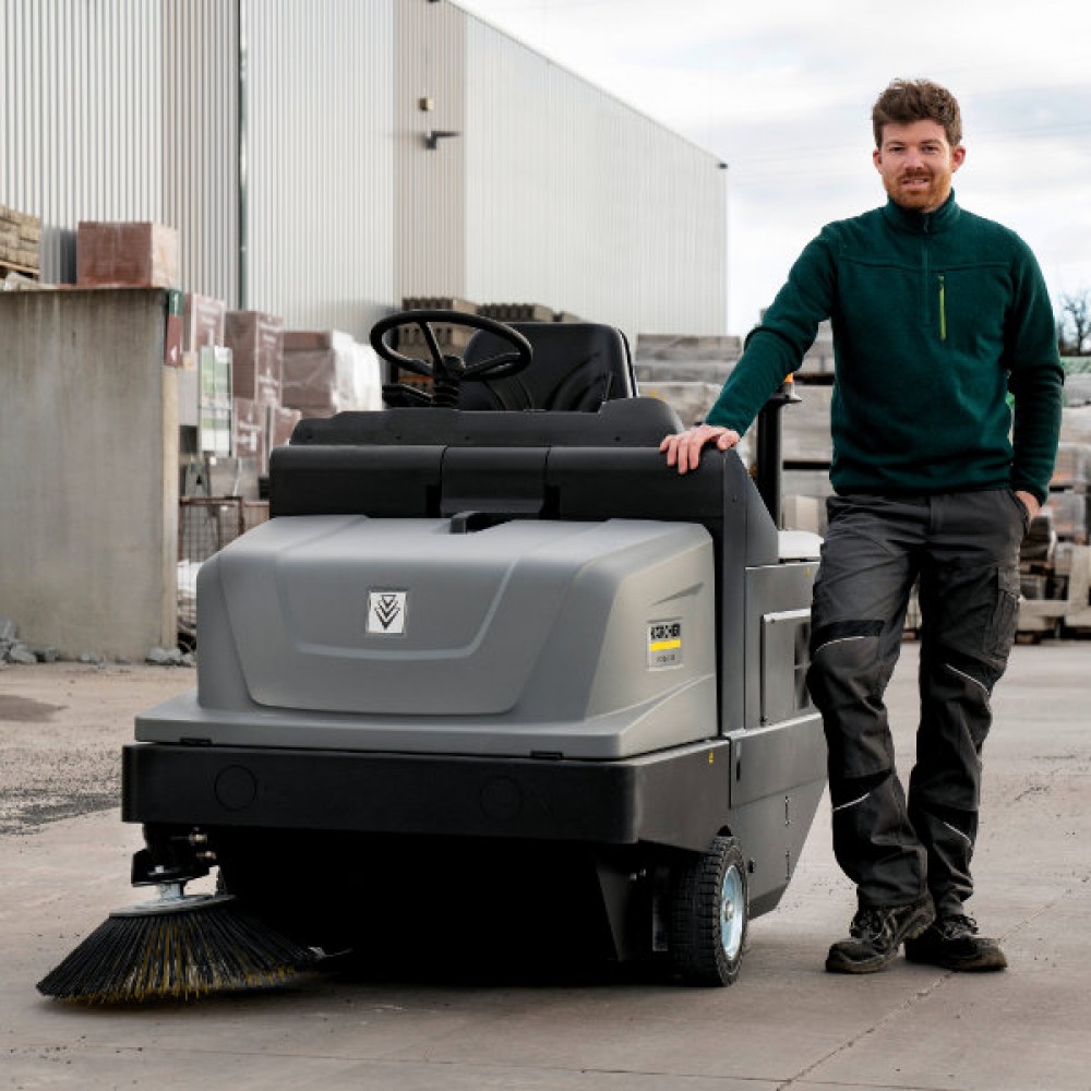 Karcher KM 105/180 R Bp Industrial Sweeper | 1.186-051.0