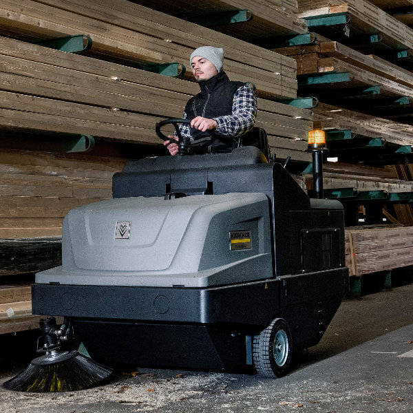 Karcher KM 105/180 R Bp Industrial Sweeper | 1.186-051.0 Karcher KM 105/180 R Bp Industrial Sweeper | 1.186-051.0