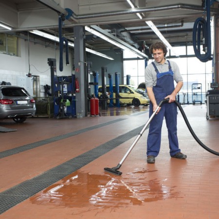 Karcher NT 70/2 Me Classic Vacuum Cleaner | 1.667-306.0