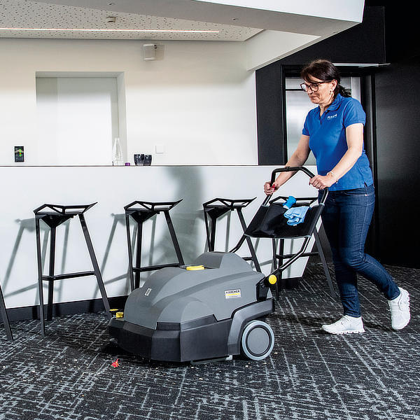 Karcher CVS 65/1 Bp Battery Power+ Carpet Sweeper | 1.517-301.0 Karcher CVS 65/1 Bp Battery Power+ Carpet Sweeper | 1.517-301.0