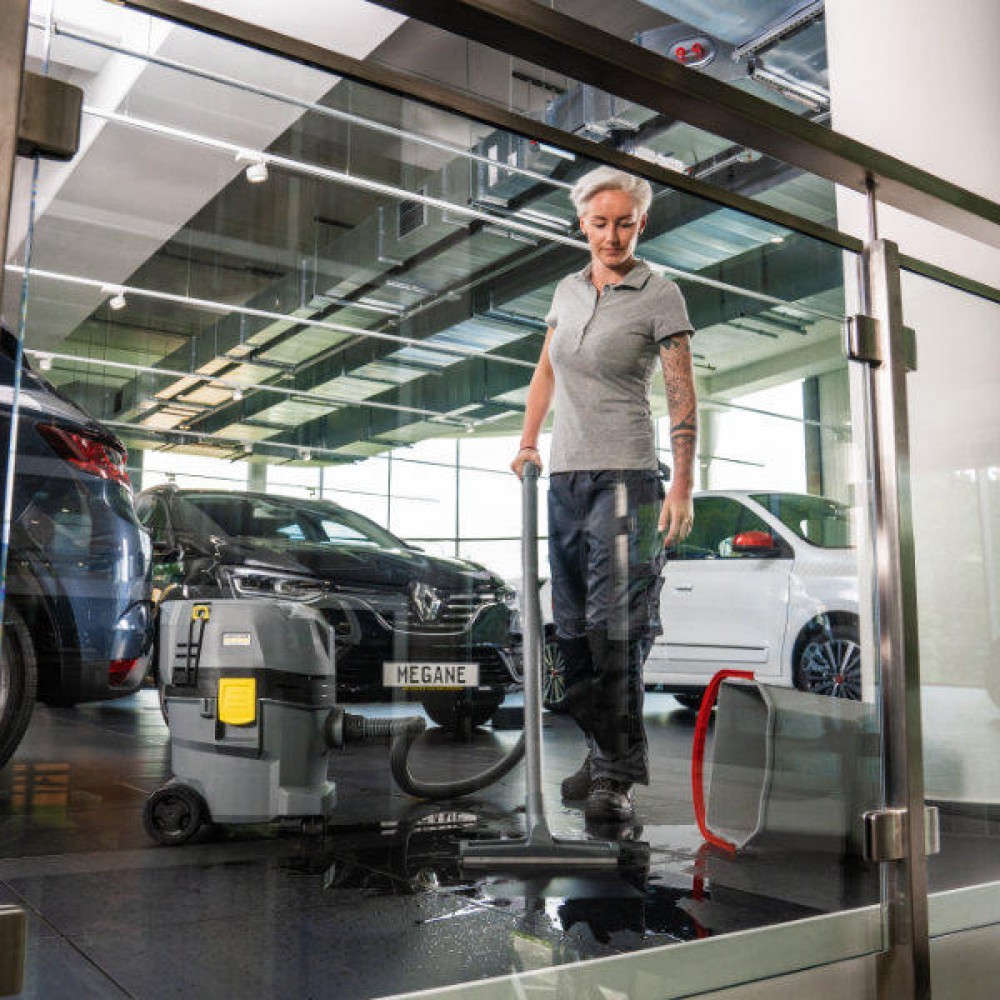 Karcher NT 22/1 Ap Bp L Battery Power+ Vacuum Cleaner