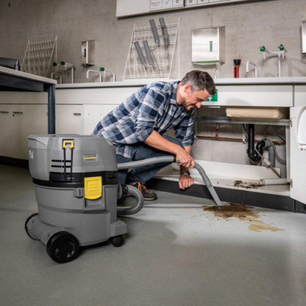 Karcher NT 22/1 Ap Bp L Battery Power+ Vacuum Cleaner