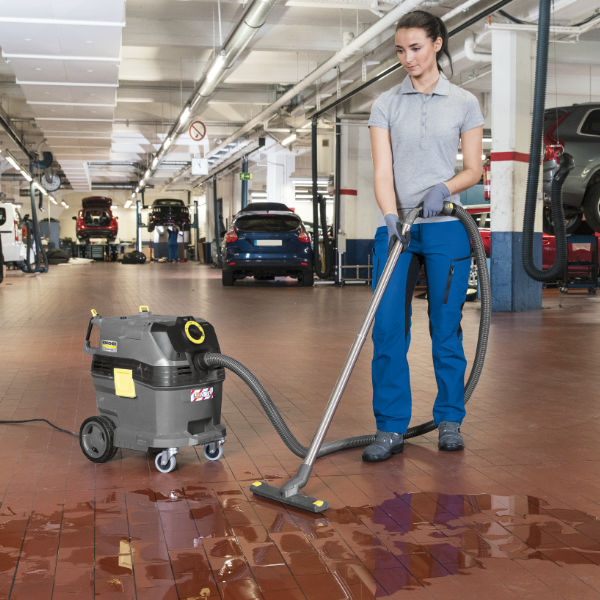Karcher NT 30/1 TACT L Vacuum Cleaner | 1.148-204.0 Karcher NT 30/1 TACT L Vacuum Cleaner | 1.148-204.0