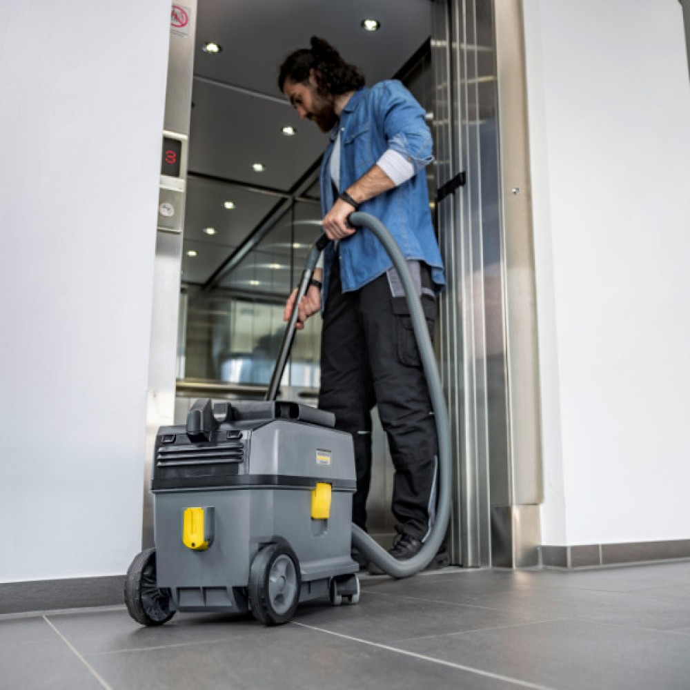 Karcher T 10/1 HEPA Bp Battery Power+ Vacuum Cleaner | 1.527-355.0