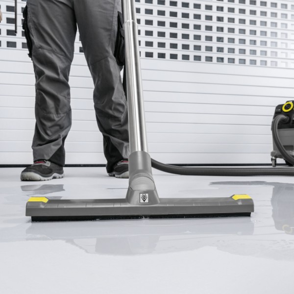 Karcher Universal Floor Tool 360mm - ID35mm | 2.889-152.0 Karcher Universal Floor Tool 360mm - ID35mm | 2.889-152.0